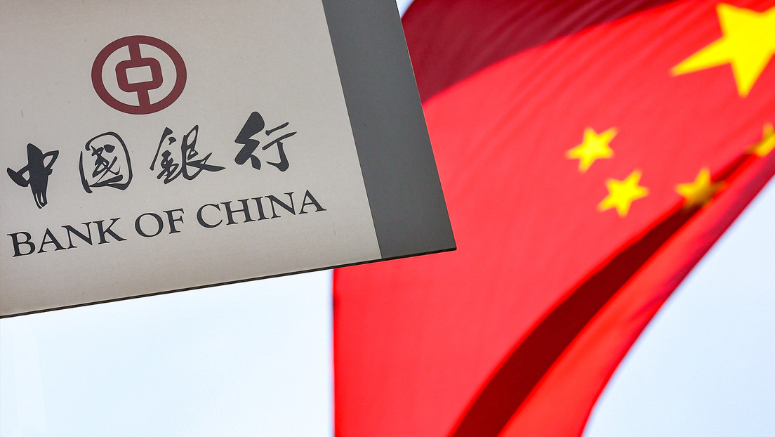 Beijing busca impulsar su sistema de pago en el comercio internacional, junto a Juan, en el contexto de la creciente guerra comercial con Estados Unidos. Este objetivo se detalla en el plan publicado el lunes por el gobierno municipal de Shanghai, que incluye un proyecto para mejorar las funciones y la cobertura de la red global del Sistema de pago de Trafterizos (CIPS), alternativa a la velocidad. Además, se busca incentivar la participación de más bancos en los CIP y fortalecer las inversiones y fondos denominados en Yuan.