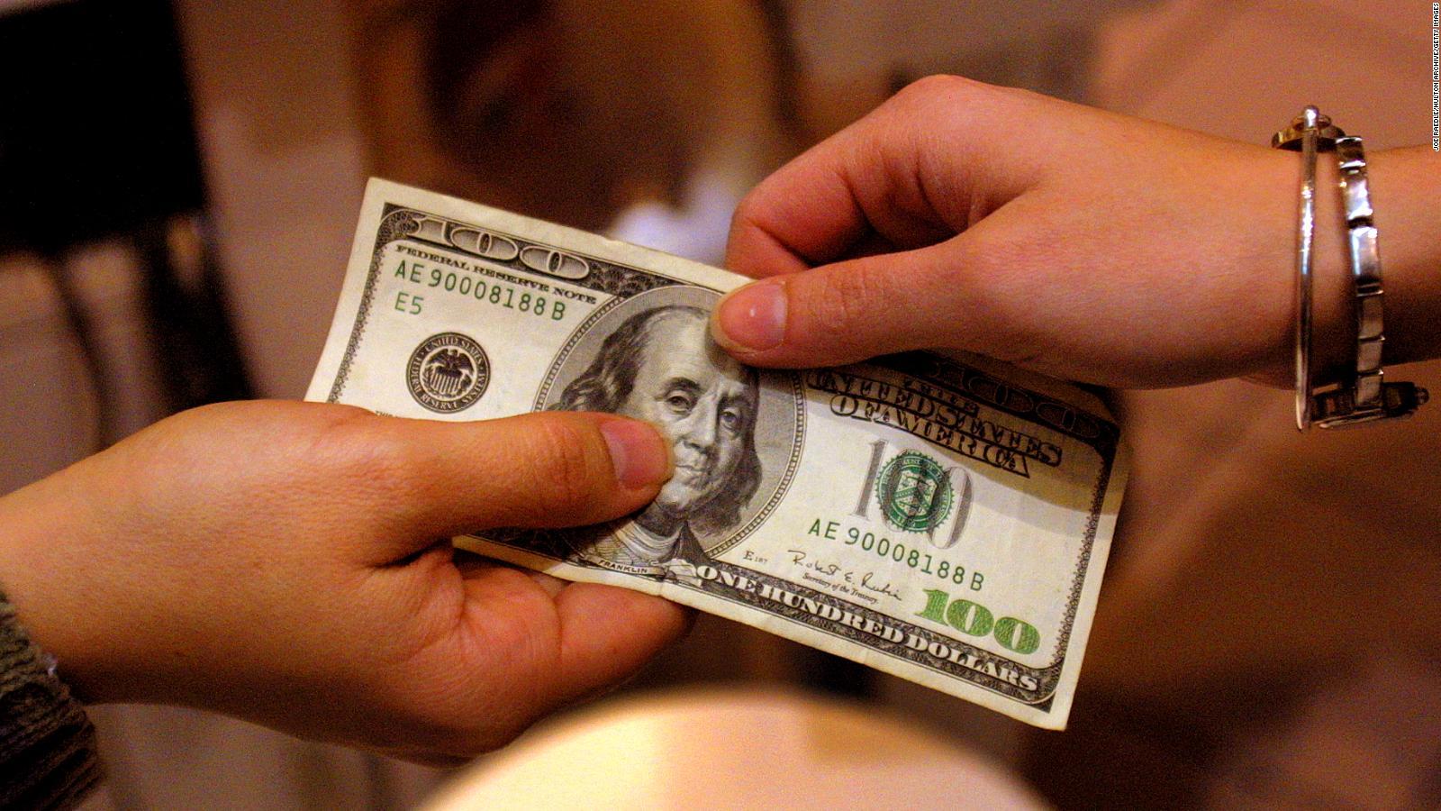 La autoridad argentina avanza en las desregulaciones por «reemplazo» en los dólares de la economía