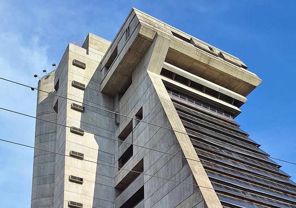 Contrato de refrigerador para la construcción del nuevo Hospital Carthage

 – Reporte Tico