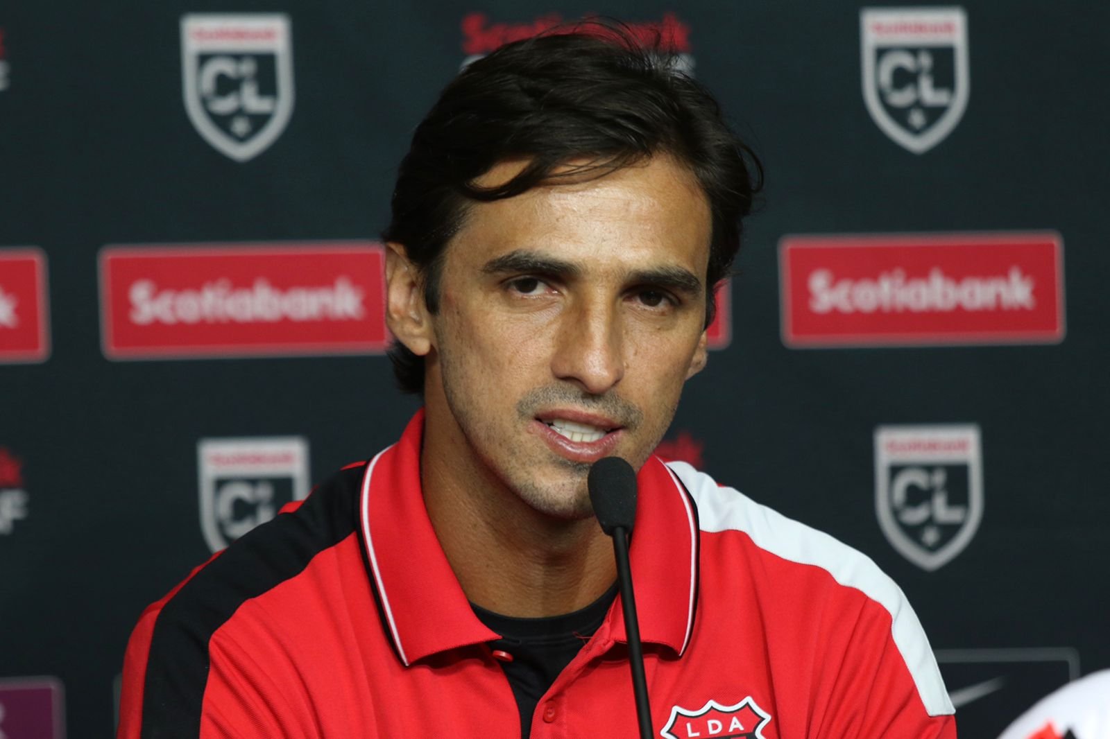 La alajuelense ya definió quién ocupará la posición dejada por Bryan Ruiz

 – Reporte Tico