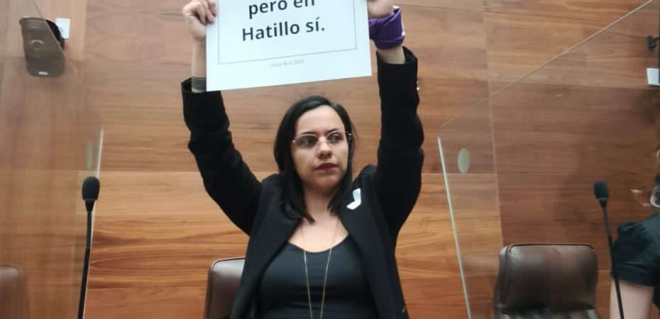 El diputado Sofía Guillén creó y distribuyó carteles contra el presidente: «El respeto no incluye silencio y sumisión»