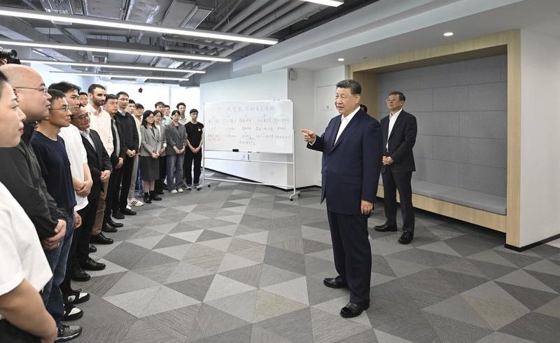 Xi anima a los jóvenes chinos a participar en la modernización de China.