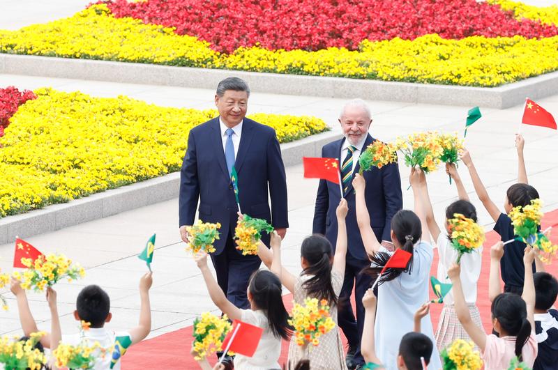 Brasil y China fortalecen su alianza contra el proteccionismo en un mundo «más inestable»
