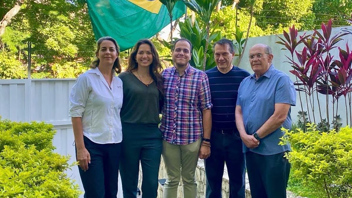 EE. UU. expulsó a venezolanos de la embajada argentina