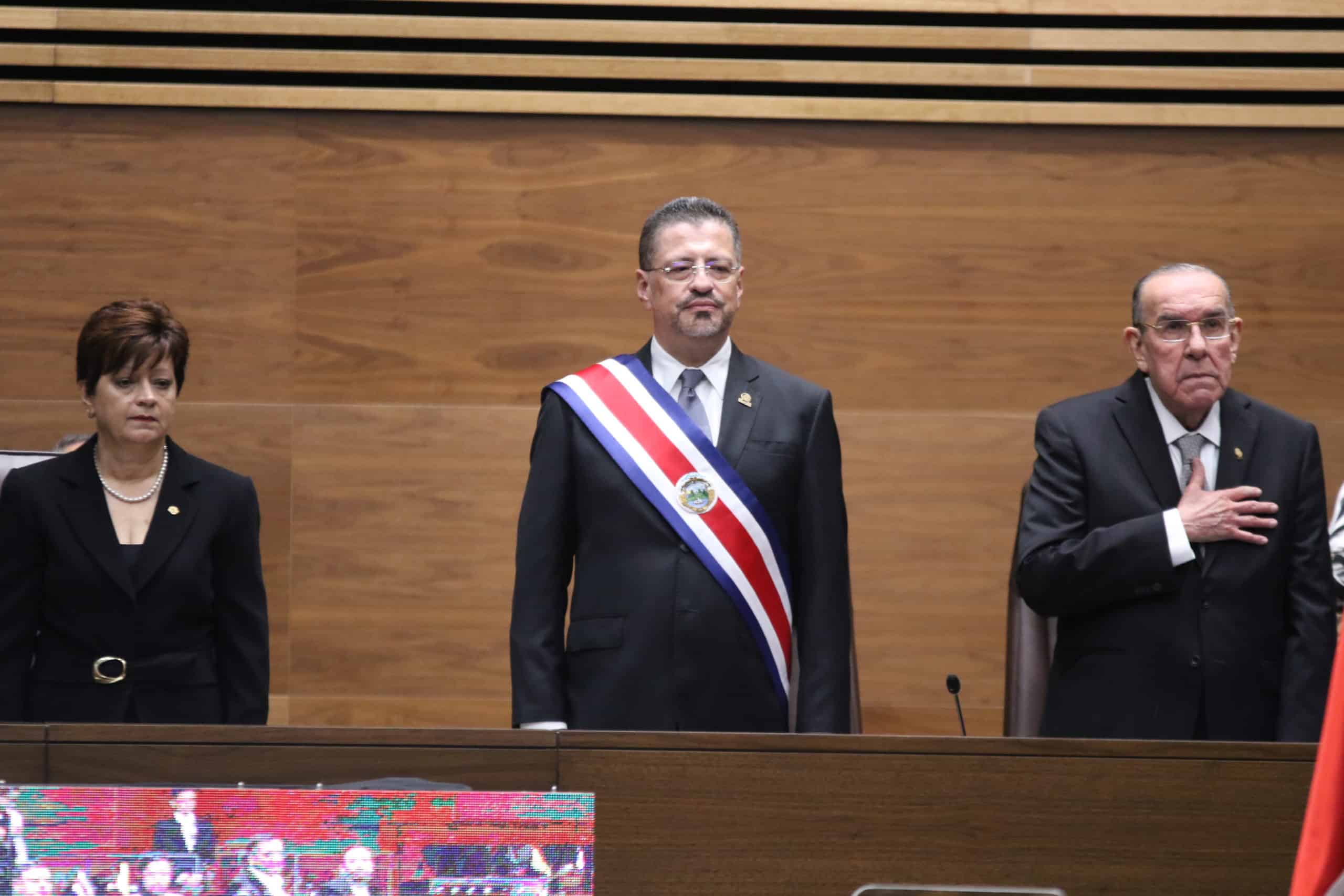 Chaves contra Tse y la prohibición electoral

 – Reporte Tico