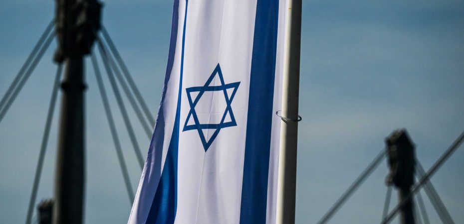 Costo Rich le pide a Ticos que deje el CR del israelista

 – Reporte Tico