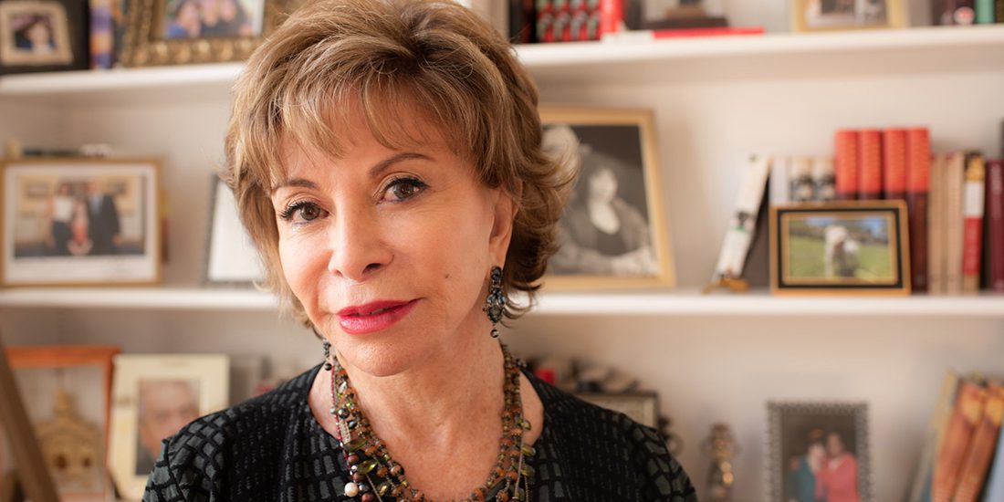 ISABEL ALLENDE: «El realismo mágico no es un truco literario, es una manera de entender la vida» – Reporte Tico