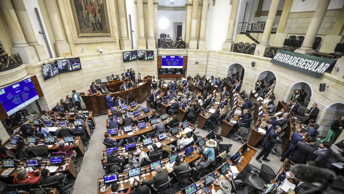 Congreso Columbia aprobó una reforma de pensiones después de la sentencia del Tribunal Constitucional

 – Reporte Tico