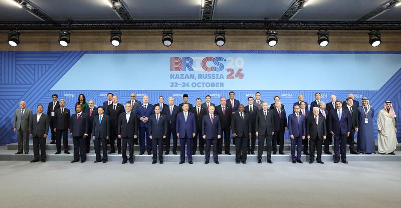 BRICCS está diseñando la voz de los países del sur global, dice el presidente Bolivia

 – Reporte Tico