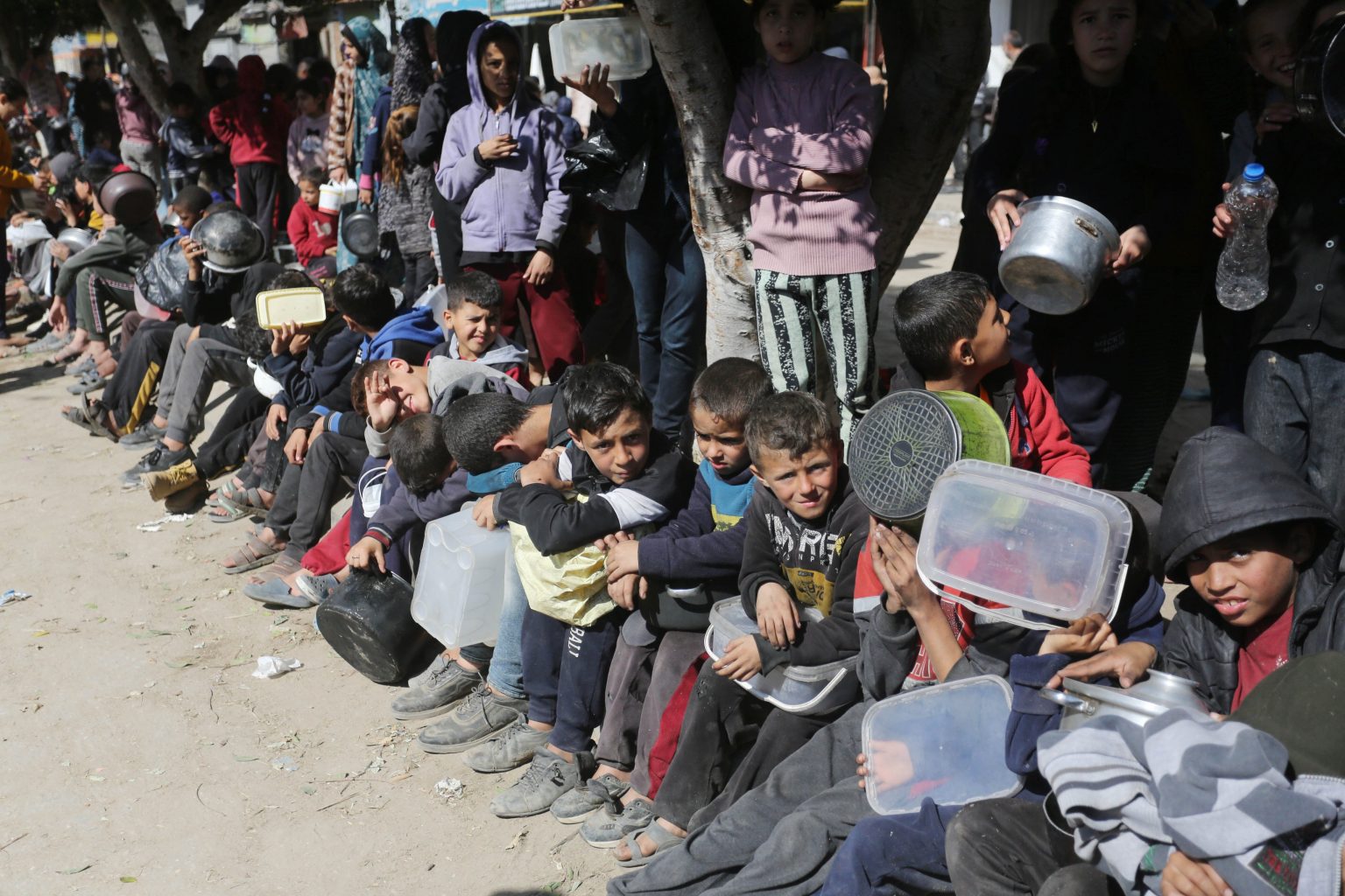 La ONU informa más de 500 huellas de muertos de la lata mientras esperaba ayuda humanitaria

 – Reporte Tico