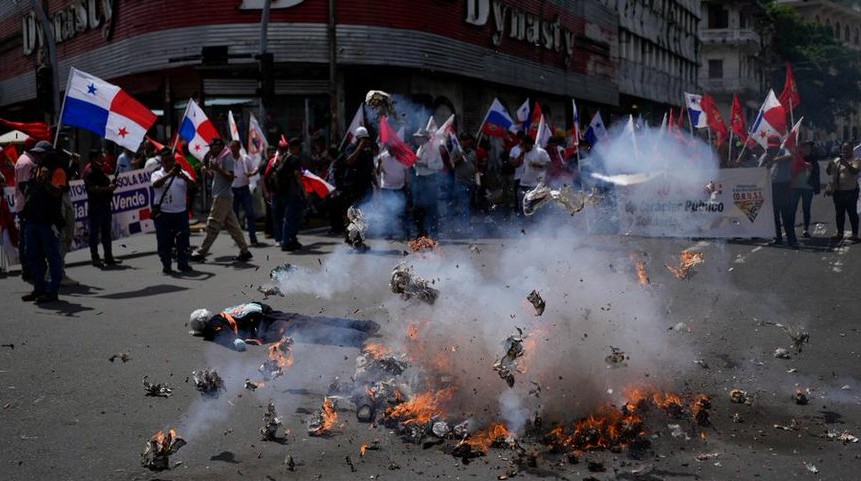 Las políticas originales de Panamá niegan la violencia policial contra los hilos de la huelga

 – Reporte Tico