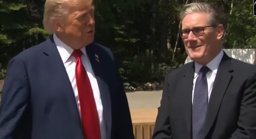 Trump y Starmer firman un acuerdo que reduce la aeronáutica y los automóviles británicos

 – Reporte Tico