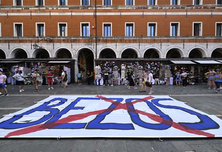 Moltura en Venecia antes de la boda del multimillonario Jeff Bezos

 – Reporte Tico