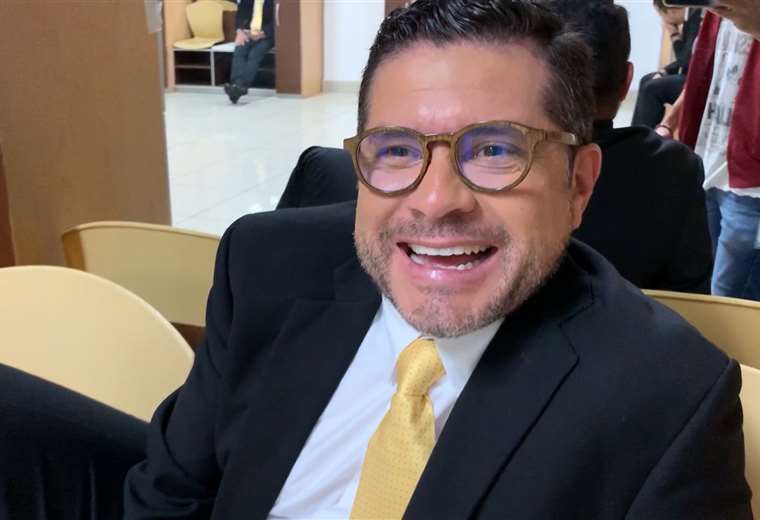 ¡Oficial! Gustavo López regresa a 

 – Reporte Tico