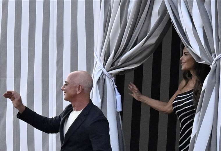 Jeff Bezos está en Venecia para su boda, a pesar de las protestas

 – Reporte Tico