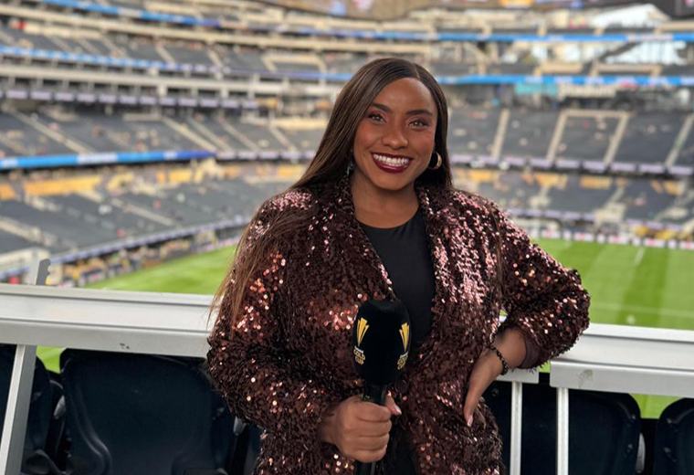 Rose Davis, la voz de Limonense que brilló como presentadora en la inauguración de la Copa de Oro

 – Reporte Tico