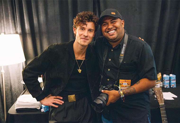 Tico comienza como fotógrafo de Shawn Mendes: «Dar todo y representar a mi país»

 – Reporte Tico