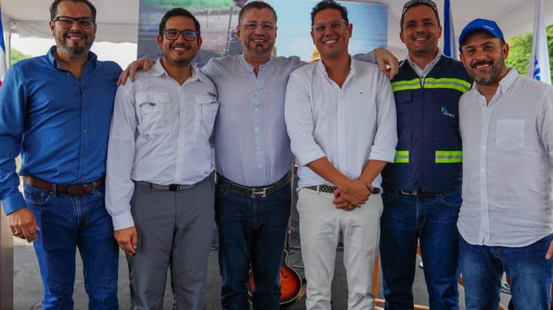 ¿Alguna jerarquía gubernamental renunciaría para ser candidatos para alternativas y chaves Rodrigo?

 – Reporte Tico