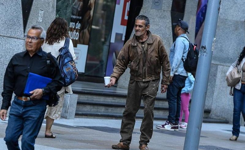 El desempleo de extranjeros en Chile aumenta a 7.8% entre marzo y mayo de 2025. Años.

 – Reporte Tico