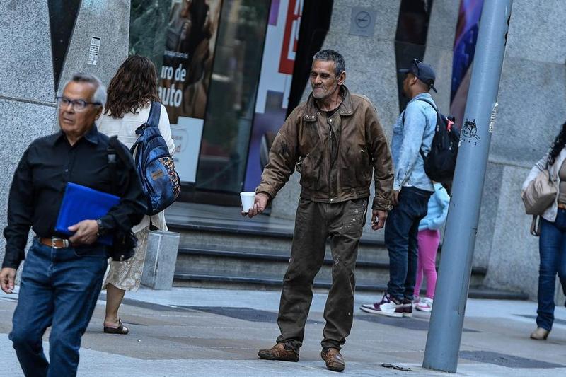 El desempleo de extranjeros en Chile aumenta a 7.8% entre marzo y mayo de 2025. Años.

 – Reporte Tico