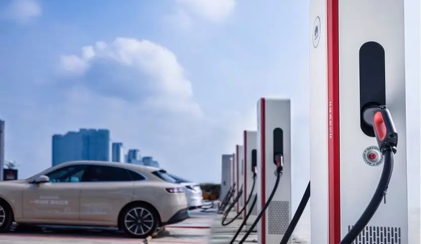 Huawei muestra estaciones de carga rápida en Bolivia y apuestas sobre movilidad eléctrica sostenible

 – Reporte Tico