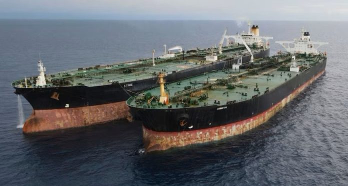 Estados Unidos aumenta la presión sobre Irán con un nuevo paquete de sanción contra su flota ‘Ghost Floet’ y Hezbolá

 – Reporte Tico