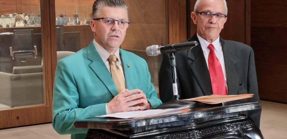 El diputado Gilbert Jiménez condena al ministro de justicia de Carlo Díaz, quien le pidió a Oij que lo investigara

 – Reporte Tico