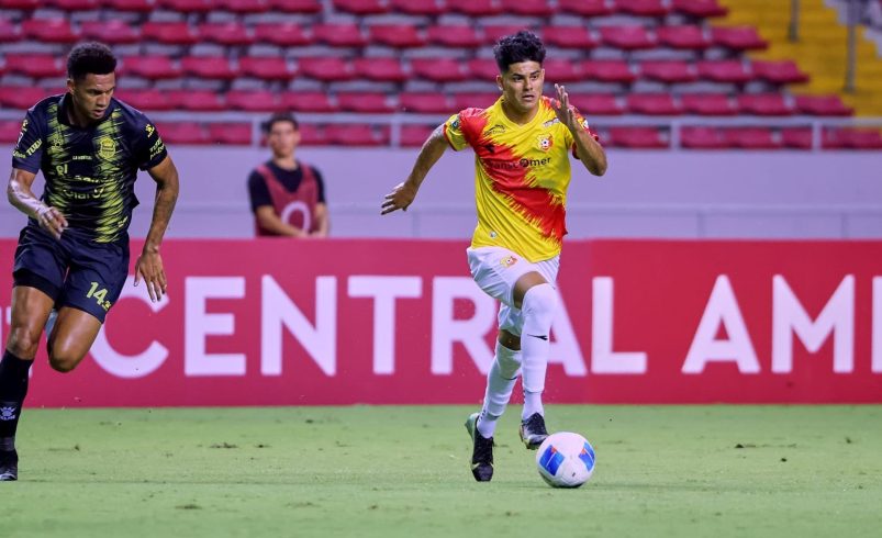 No te pierdas los seis goles de Herediano vs. España real

 – Reporte Tico
