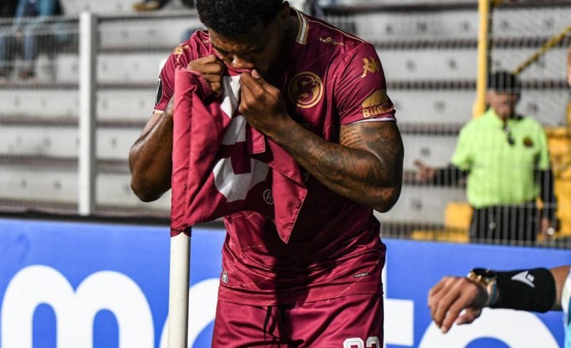 Saprissa vivió contrastes en triunfo contra los cartaginés

 – Reporte Tico