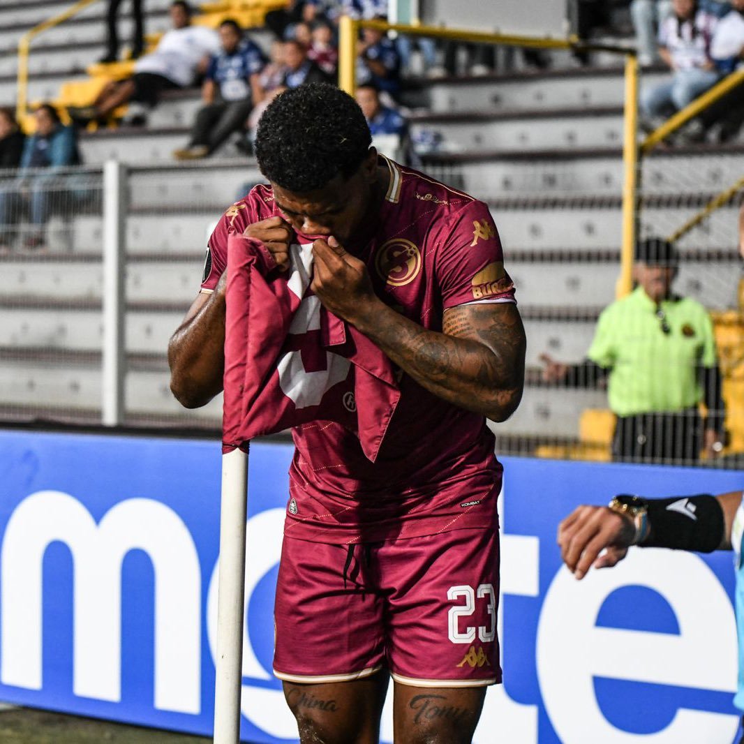 Erick Lonnis confirma las peores noticias sobre Newton Williams en Saprissa

 – Reporte Tico