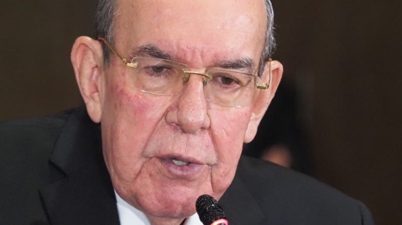 Rodrigo Arias tiene un virus coronario y continuará siendo incapacitado por el resto de la semana

 – Reporte Tico