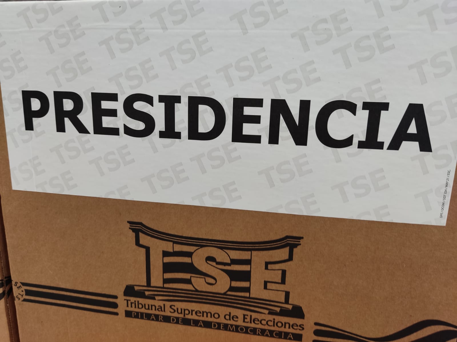Alternativos PLN, PUSC y decisiones recomendarán prohibir la doble continuación; PLP y New Republic son opuestas

 – Reporte Tico