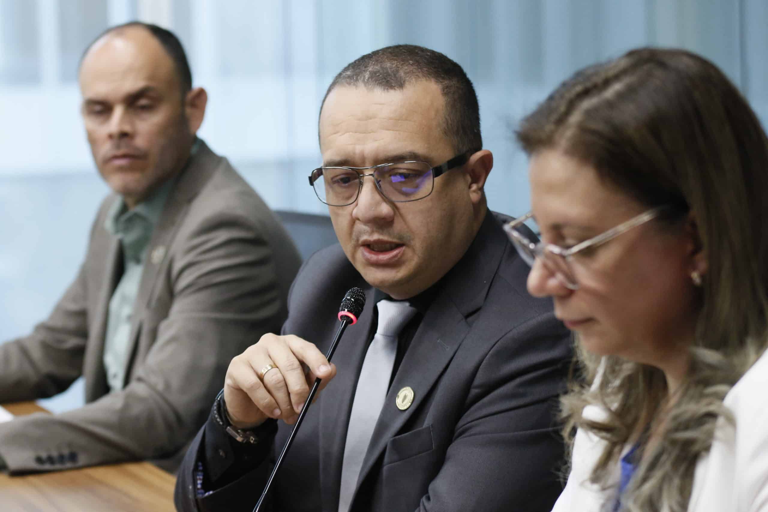 Explicaciones de Gerald Campos sobre Gamboa

 – Reporte Tico