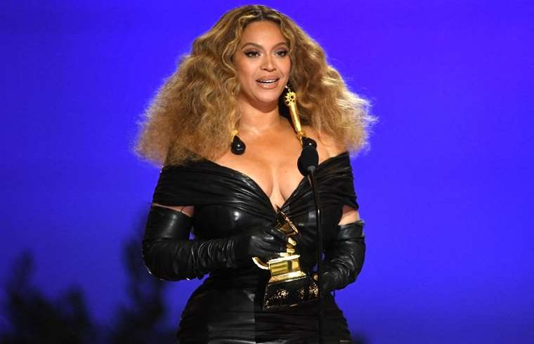 Beyoncé sufre robo de música inédito por detener su gira ‘Cowboy Carter’ en Atlanta

 – Reporte Tico