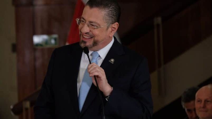 Chaves asistirá al Comité Legislativo: «Demostraré el ridículo Carlo Díaz y 16 Magistrados, que es el acto de corrupción intelectual» que Chaves atenderá al Comité Legislativo: «Demostraré el ridículo Carlo Díaz y 16 Magistrados»

 – Reporte Tico