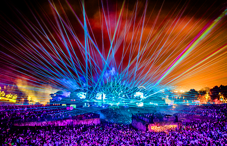 Tomorrowland abre sus puertas en todo el recinto con un nuevo escenario principal

 – Reporte Tico