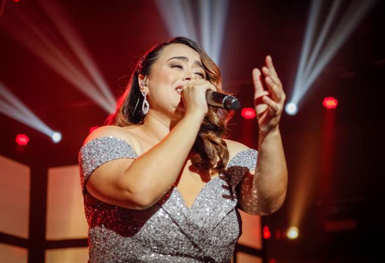 El finalista de Nue compró la entrada para ver a Ana Gabriel sin imaginar que sería su Telonera

 – Reporte Tico