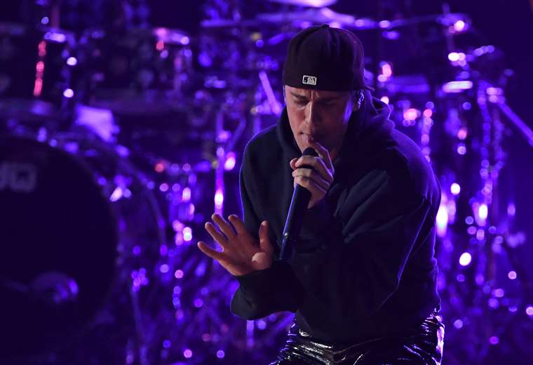 Justin Bieber lanza Swag, su séptimo álbum de estudio

 – Reporte Tico