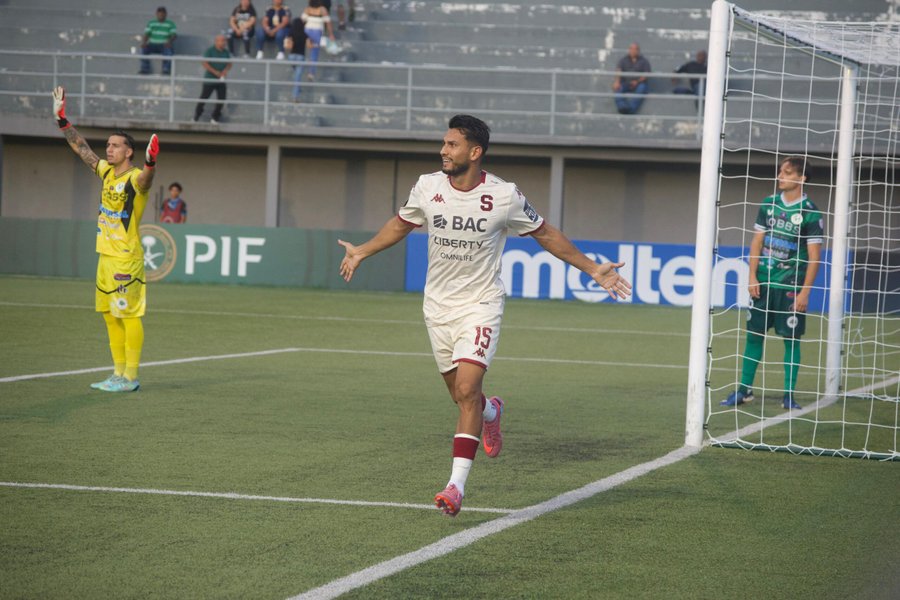 ‘Hay un Sinsabor, porque Saprissa no jugó bien’

 – Reporte Tico