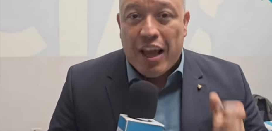 Los agentes llaman al ex ministro y ahora un candidato para el Vicepresidente para dar cuenta de las citas en Landsbankinn

 – Reporte Tico