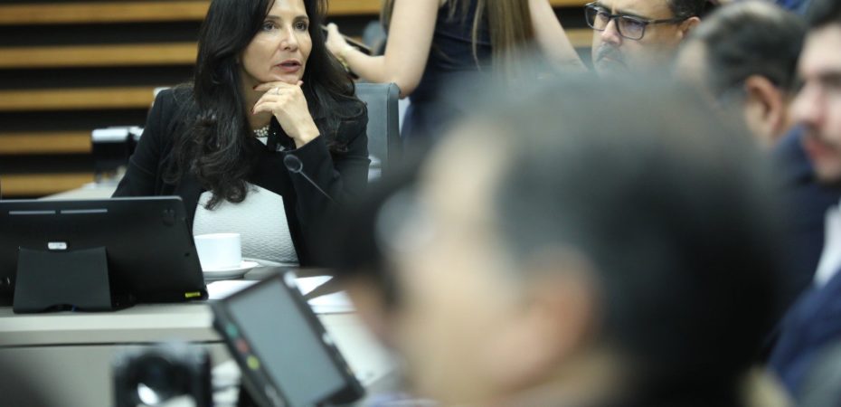 Oposiciónu buscará excluys ¢ 24,000 milons que hacienda busca quitarle a programas sociales y porque
 – Reporte Tico