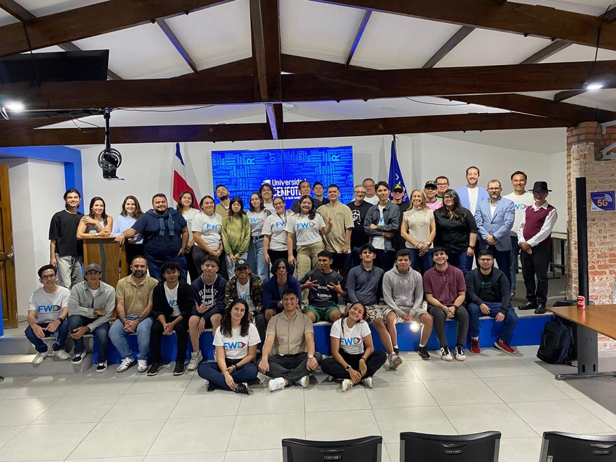 Las empresas de tecnología pueden descubrir nuevos talentos en el «Hackathon Forward» 2025

 – Reporte Tico