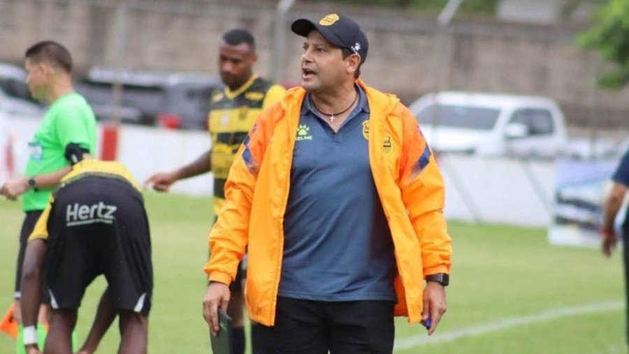 CONCACAF Sances Jaousin Campos por un gesto controvertido

 – Reporte Tico