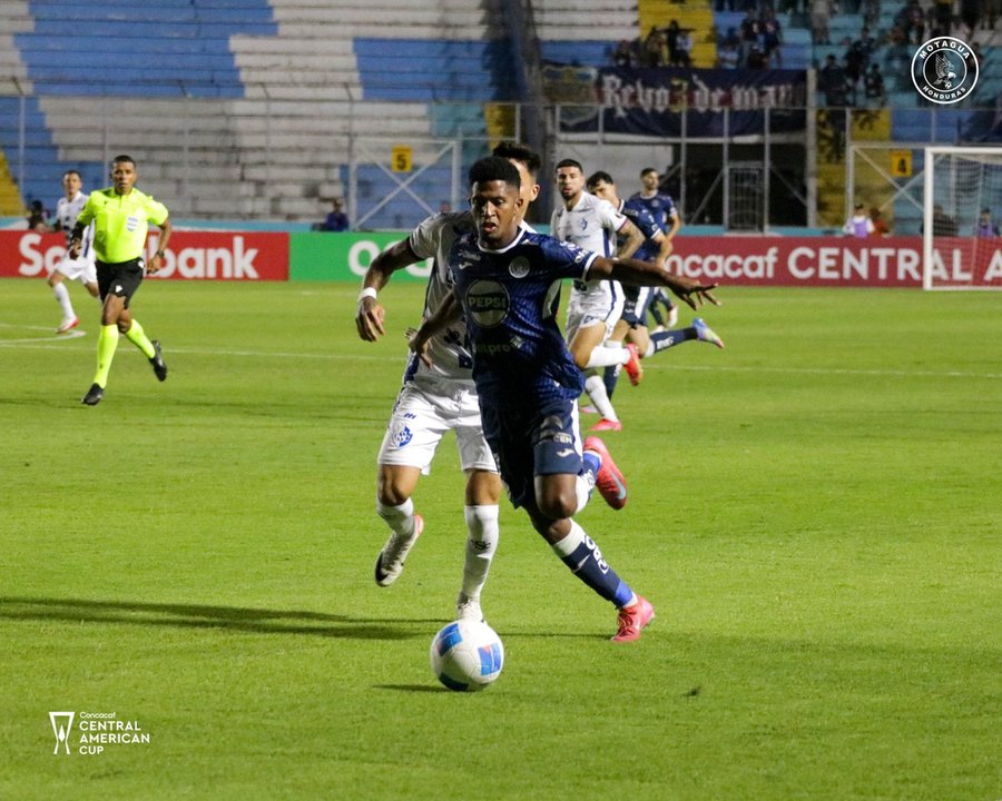 ¿Qué necesitas para vivir con vida en la Copa Centroamericana?

 – Reporte Tico
