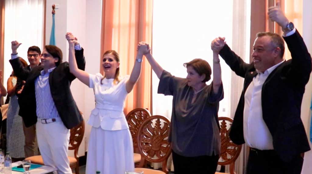 El partido del pueblo soberano confirma a un candidato para Laura Fernández

 – Reporte Tico