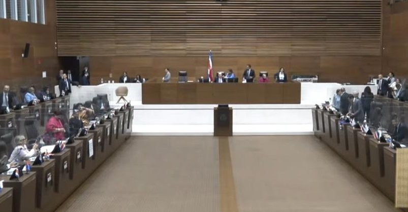 La legislativa ralentiza el debate de 4 × 3 días debido a la falta de quórum en dos sesiones consecutivas

 – Reporte Tico