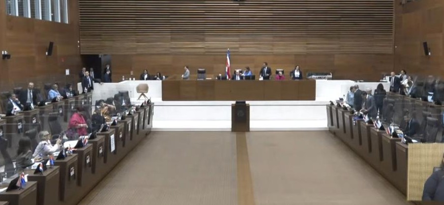 La legislativa ralentiza el debate de 4 × 3 días debido a la falta de quórum en dos sesiones consecutivas

 – Reporte Tico
