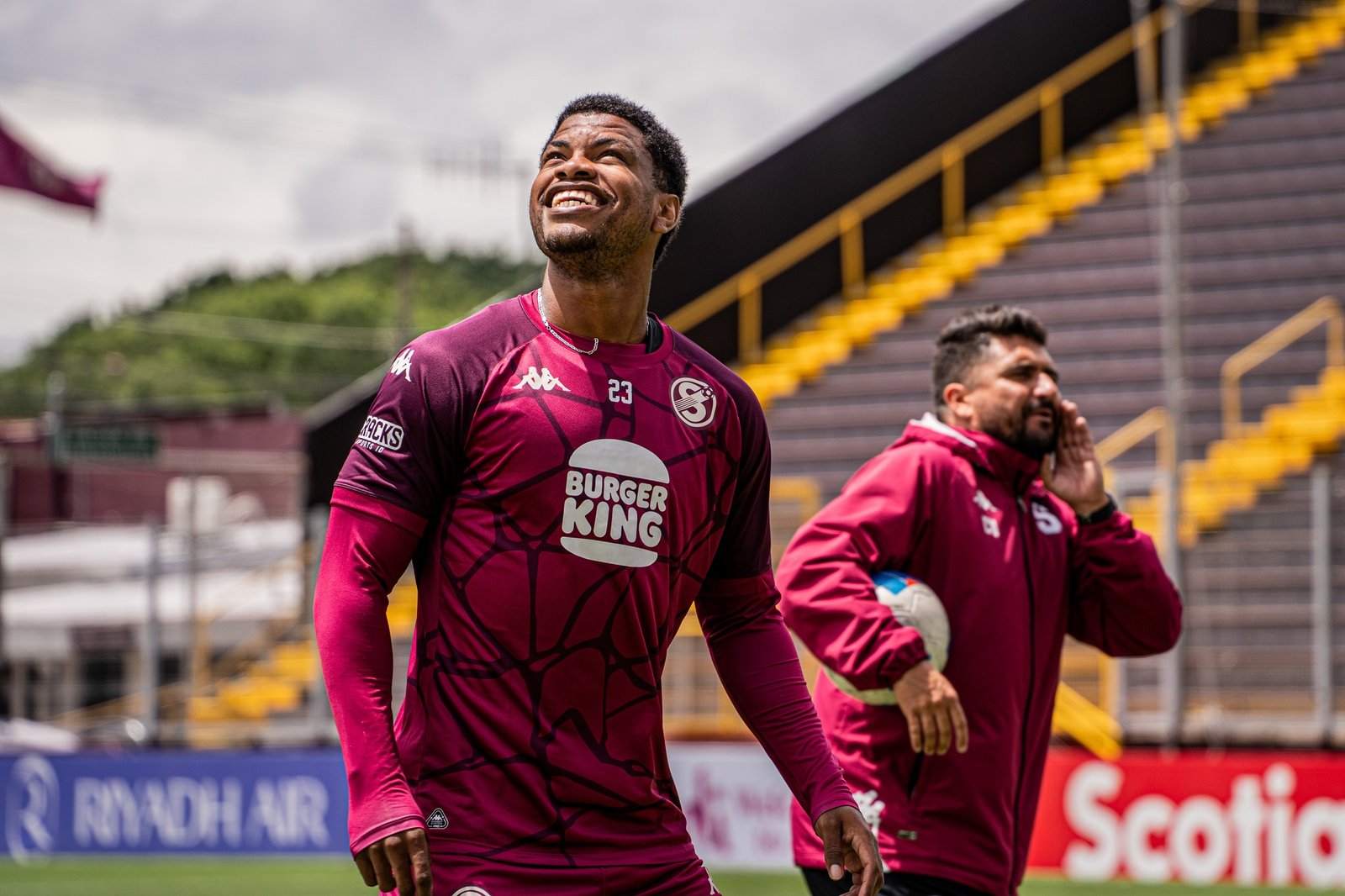 Mala suerte o error? Saprissa rompe el silencio sobre la lesión de Newton Williams

 – Reporte Tico