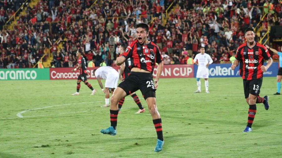 La oferta para el Barcelona B y el dilema de la alajuelense con Van der Putten

 – Reporte Tico
