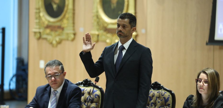 La comisión se niega a cumplir con la privacidad privada

 – Reporte Tico